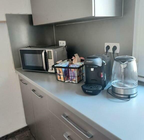 Maison Entre Nîmes Avignon Arles