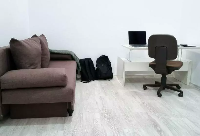 Simi Central Apartment