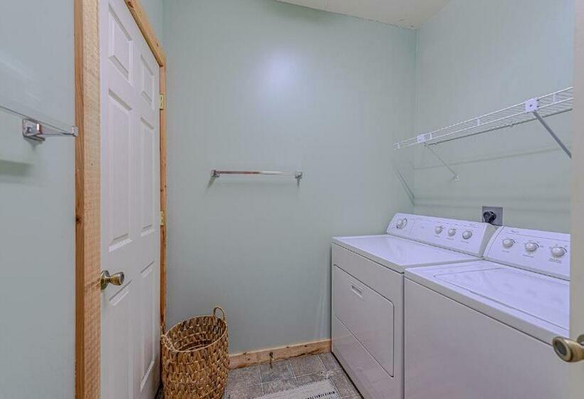 Bear Pause Cabin 3 Br/3ba Amazing View Of The Lake