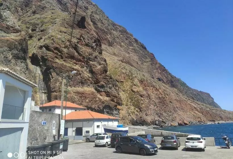 Casa Bica Do Cais   By The Sea