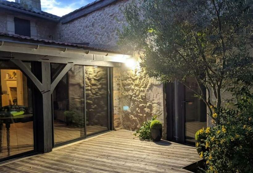 Nicely Renovated Wine Grower House