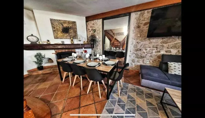 Perle Rare   Villa 4 Chambres   Famille   Amis   Anniversaires   Soirées