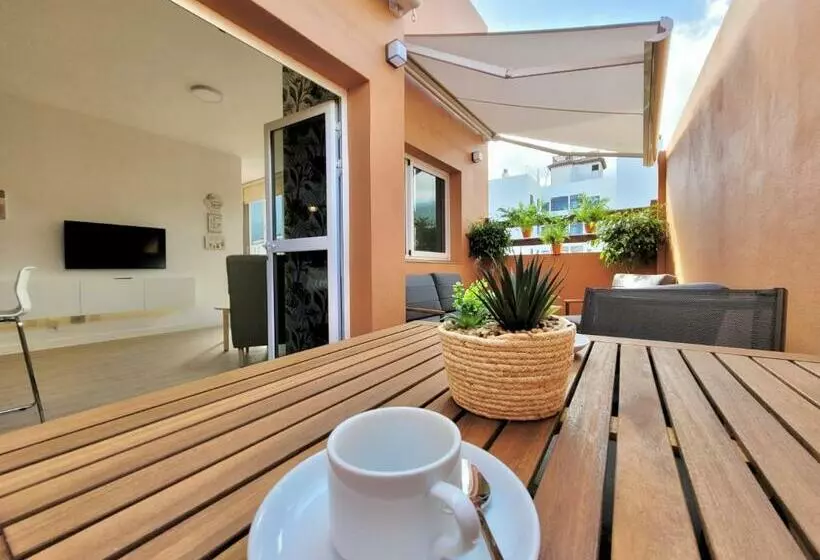 The Valley View Apartments