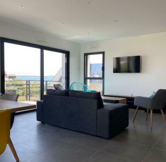 Appartement Avec Terrasse Vue Mer, Parking Privé