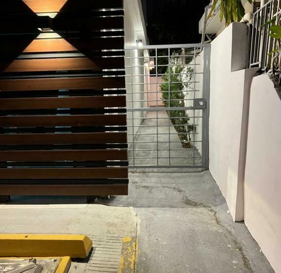 Beautiful Cozy Los Jardines, 1 Floor