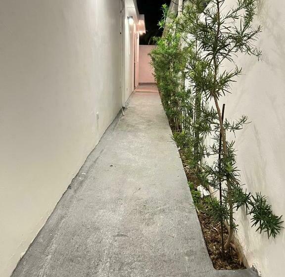 Beautiful Cozy Los Jardines, 1 Floor