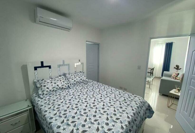 Beautiful Cozy Los Jardines, 1 Floor