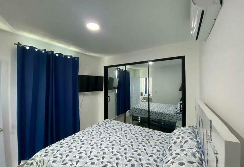 Beautiful Cozy Los Jardines, 1 Floor