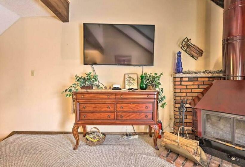 Ian S Camelback House