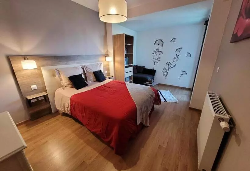 Agréable Appartement Avec Balcon