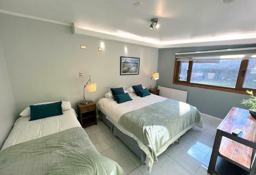 Incredible Downtown Duplex With Interior Backyard