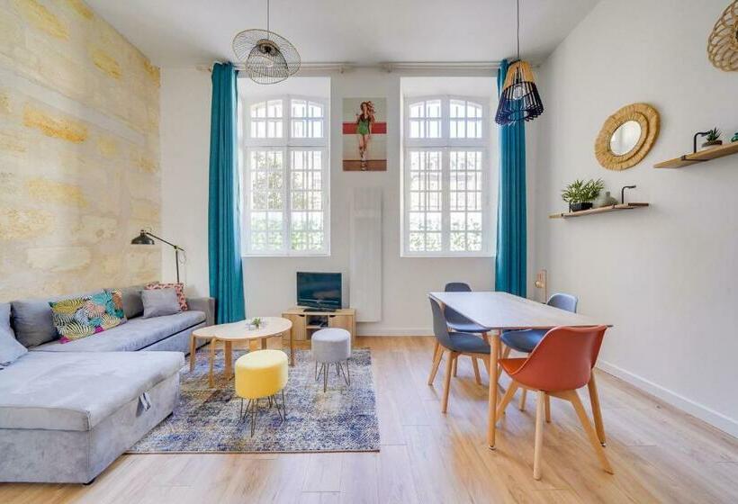 Le Venus   En Plein Coeur De Bordeaux