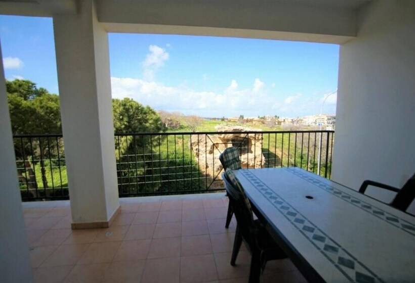 Beautiful Apartment With Pool In Paphos, Cyprus