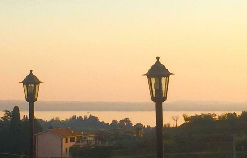 Gardasee  Residenza Poetica Garda Lake