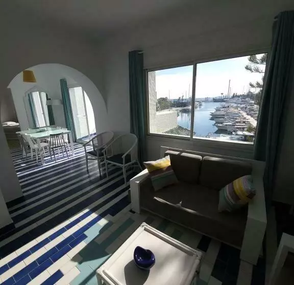 Superbe Appartement S+4 Vue Sur Le Port Kantaoui