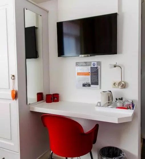 B&b Pension Perruque