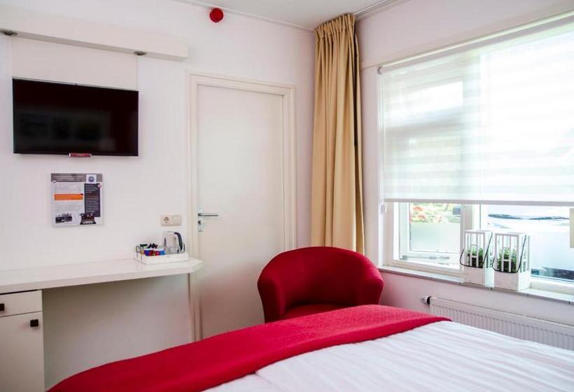 B&b Pension Perruque