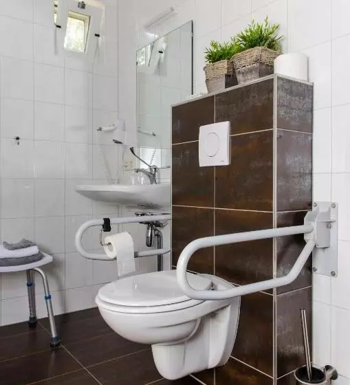 B&b Pension Perruque