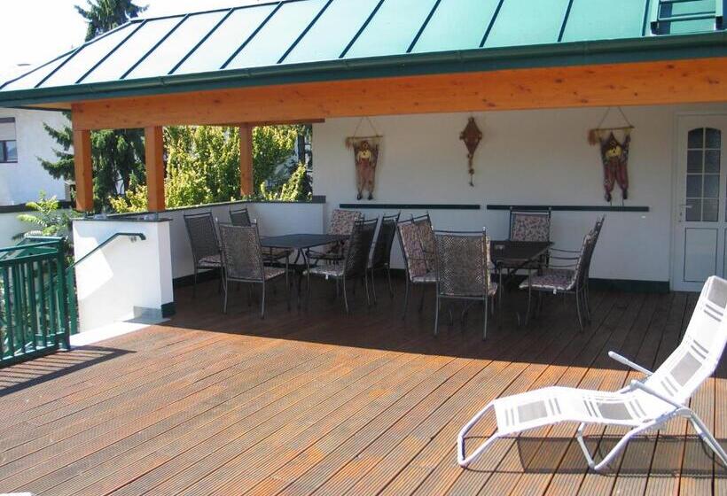 Bed and Breakfast Gartenpension Fischl