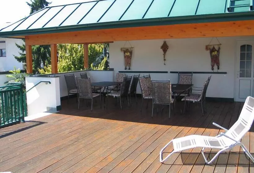 צימר Gartenpension Fischl