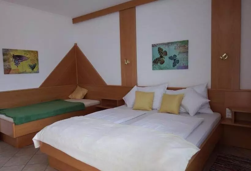 צימר Gartenpension Fischl