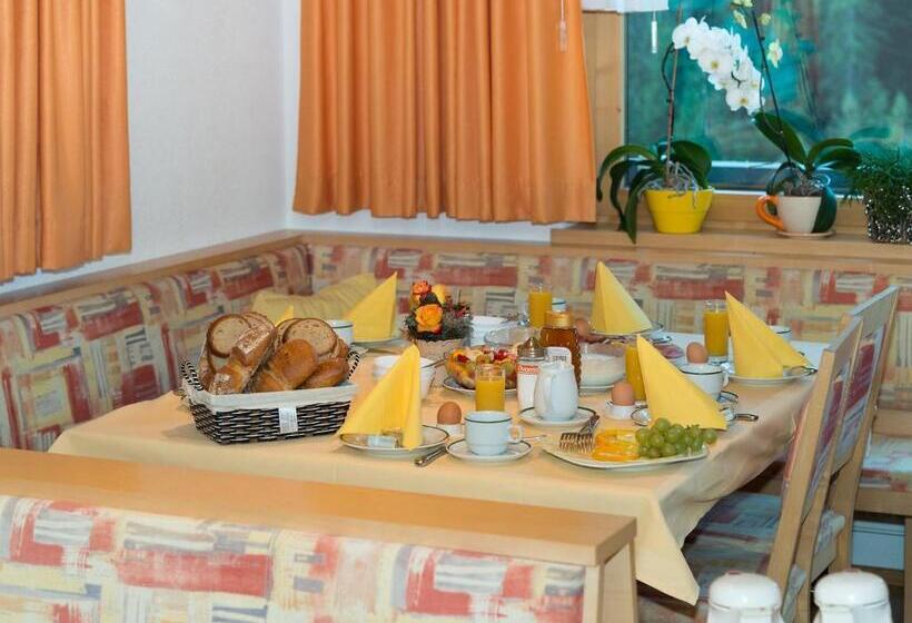 مبيت وإفطار Haus Margrith Alpenblick Appartements