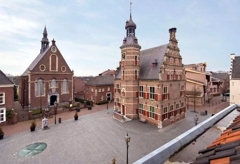 Отель De Kroon Gennep