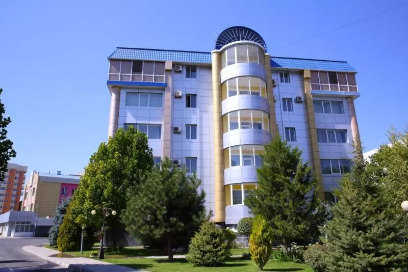 酒店 Golden Dragon