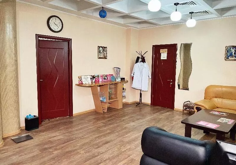 酒店 Golden Dragon