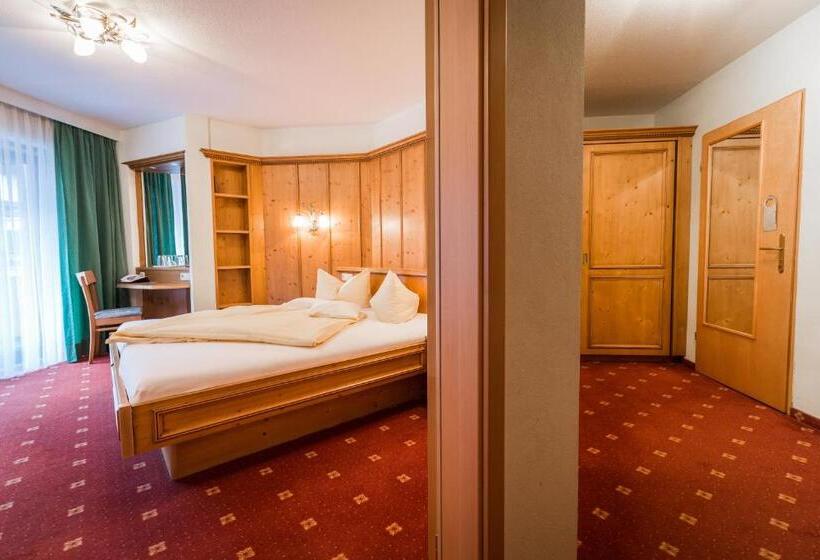 ホテル Haller S Post