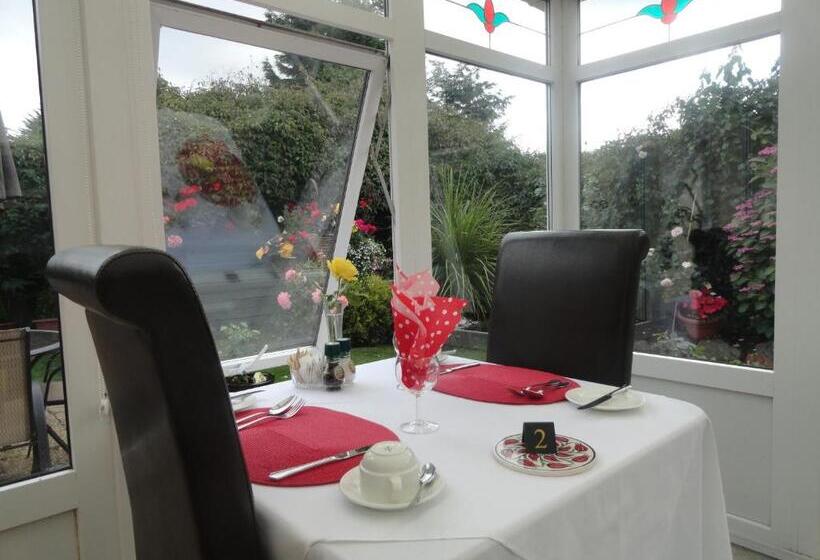 فندق Orley House B&b