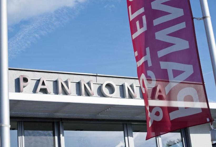 Pannonia Hotel Garni