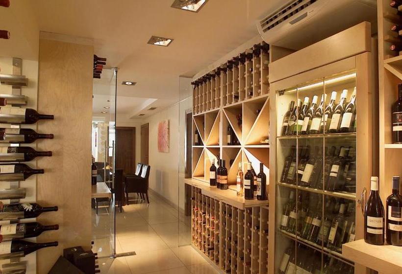 Pannonia Hotel Garni