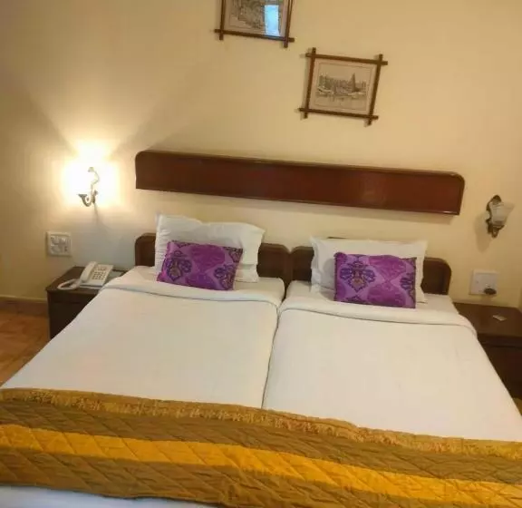 The Dhanhills A Valley View Hotel In Panchgani