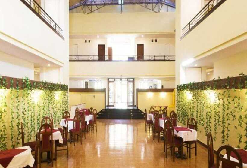 The Dhanhills   A Valley View Hotel In Panchgani