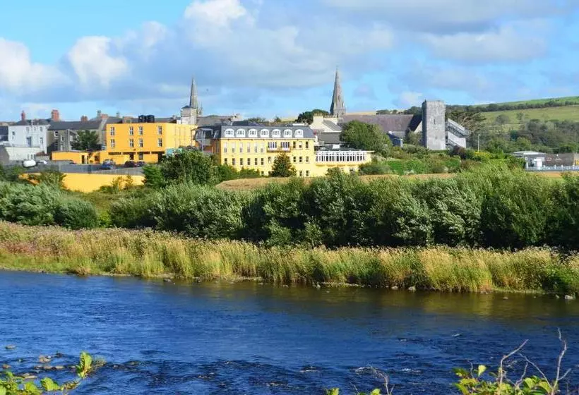 فندق The Listowel Arms