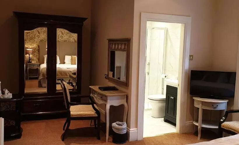 فندق The Listowel Arms