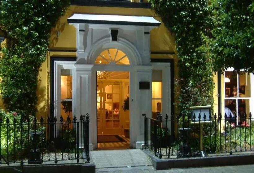 فندق The Listowel Arms