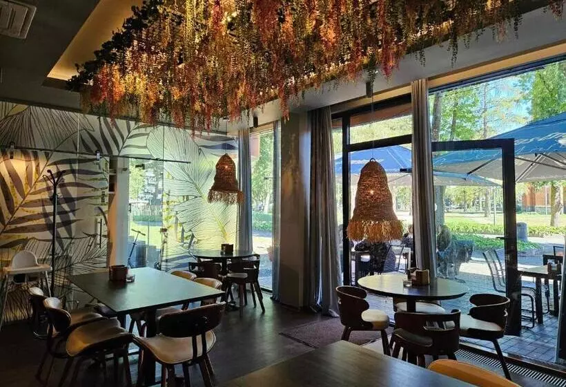 هتل Viešbutis Simpatija