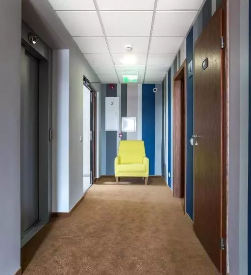 هتل Viešbutis Simpatija