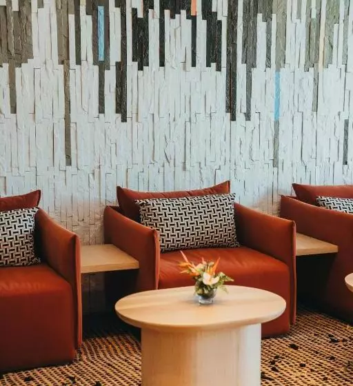 هتل Voila Bagatelle