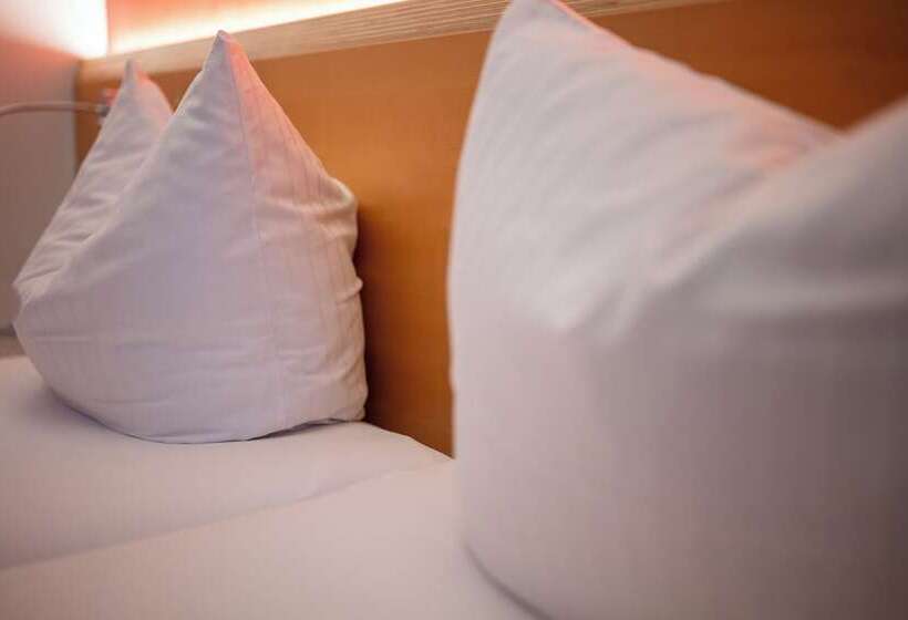 بنسيون Schäfle Landgasthof