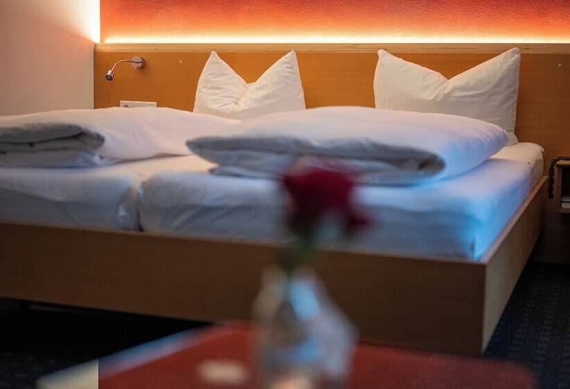 بنسيون Schäfle Landgasthof