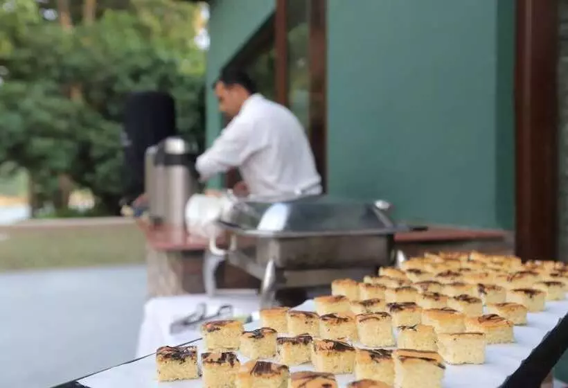 אתר נופש Riverside By Aahma