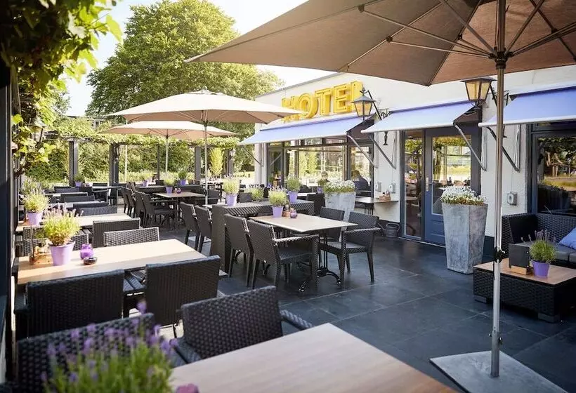 Van Der Valk Hotel Hardegarijp Leeuwarden