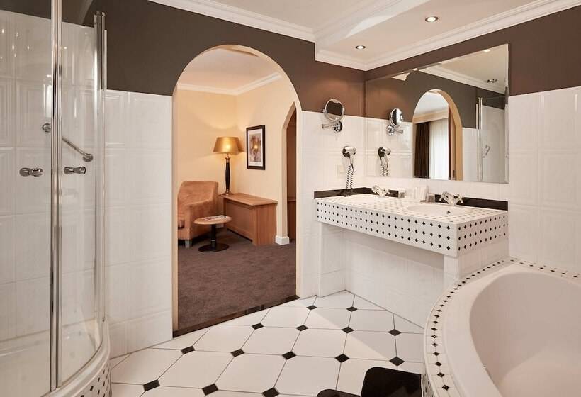 Van Der Valk Hotel Hardegarijp   Leeuwarden