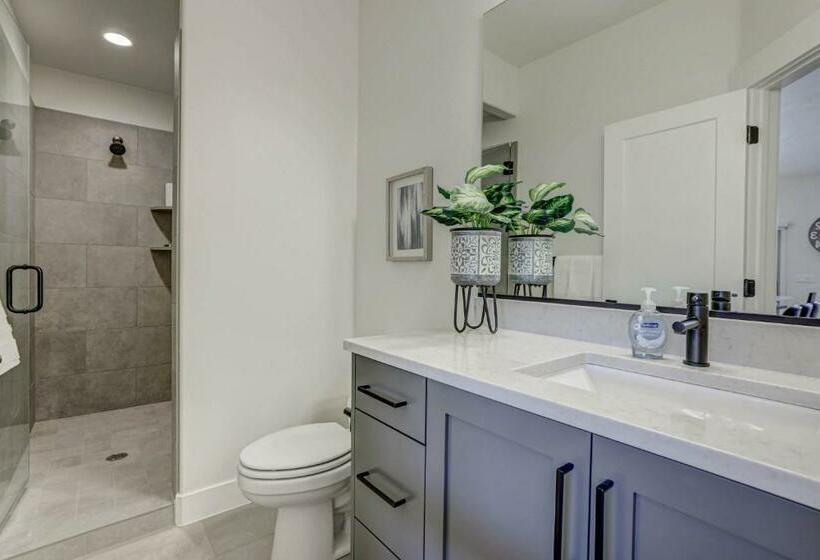 Afterdune Delight Primo Location, Private Spa!