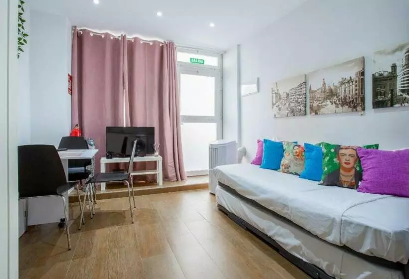 Aparteasy   Goya Ground Floor Studio