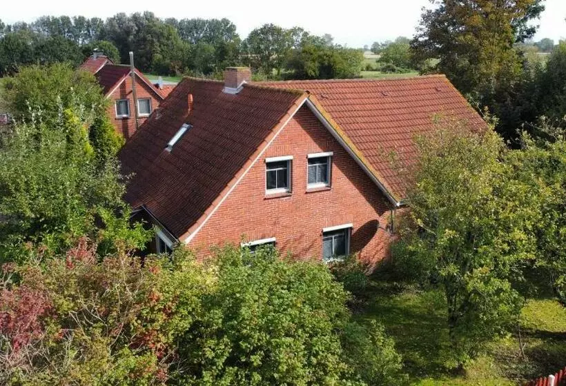 Haus Flieder