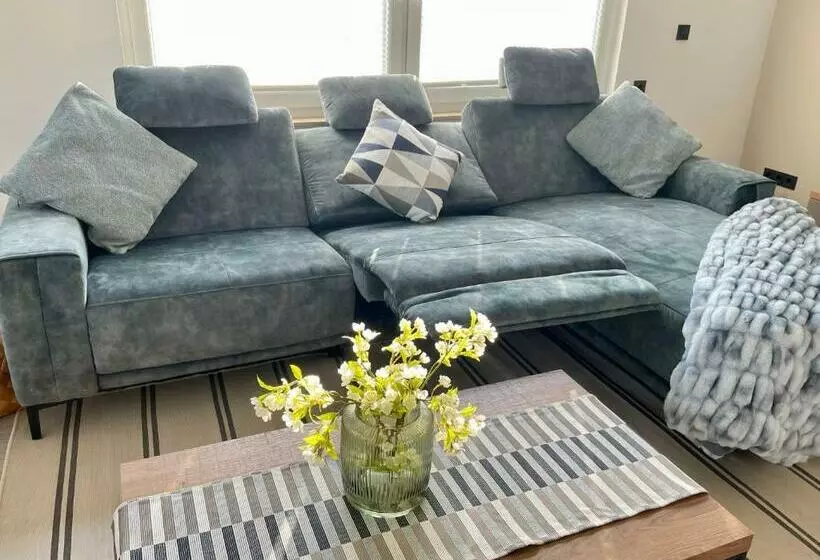 Neu! Wellnesshome Fontaneweg Sauna, Terasse, Garten Erstbezug Juli 2022